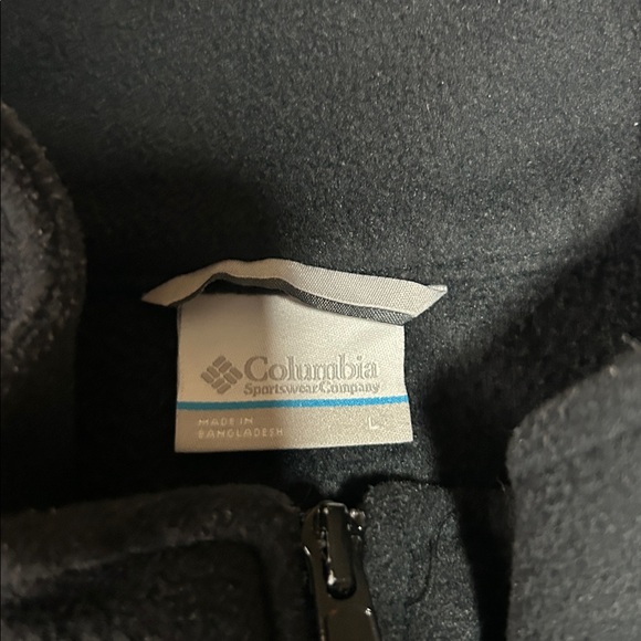 Columbia Vests - Picture 4 of 4